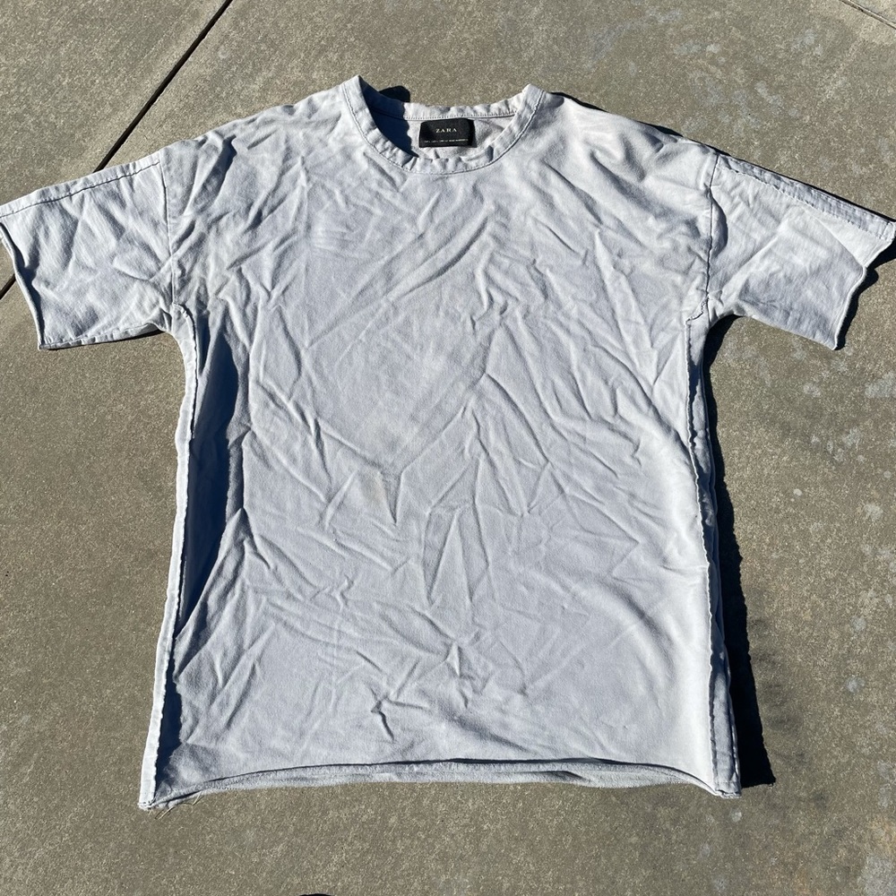 ⭐️3 for $30 
Zara size large shirt slate color with sleeve and side details